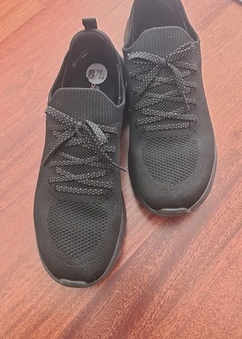 Skechers Adidas Nike Zara Ayakkabi