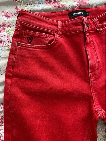 Zara Kırmızı giyilmemiş pantolon