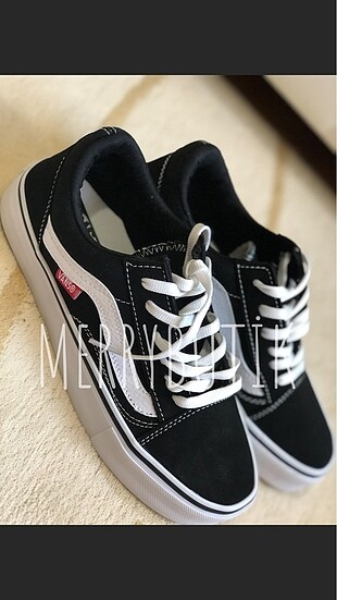Siyah vans