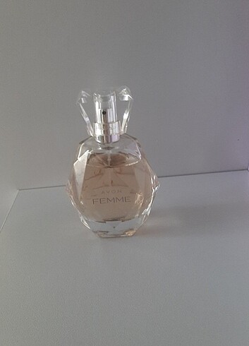 Avon femme