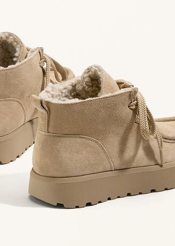 Bej Süet Kürklü Kadın Bot - Görsel 3