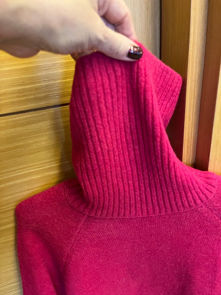 Fuşya Boğazlı Triko Kazak - Görsel 2