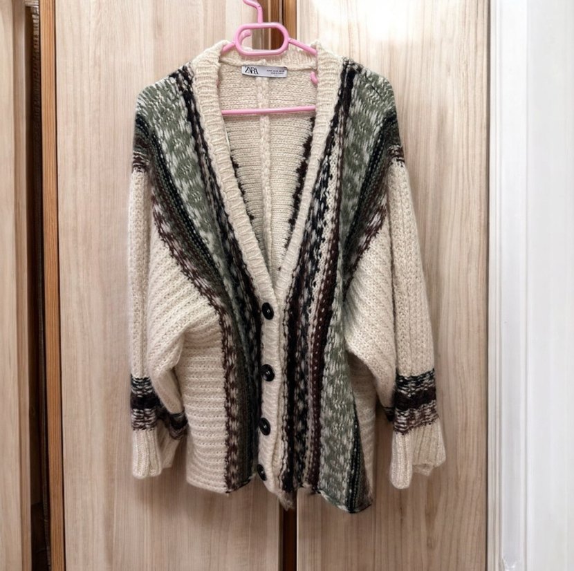 Desenli Bej Örgü Kadın Hırka - Görsel 2