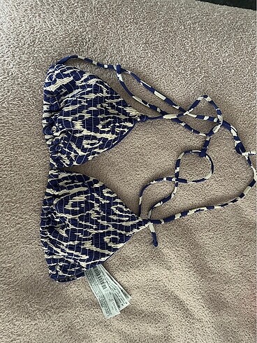 Oysho bikini üstü