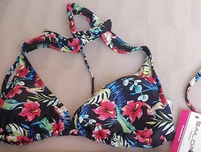 Diğer Çiçekli bikini üst