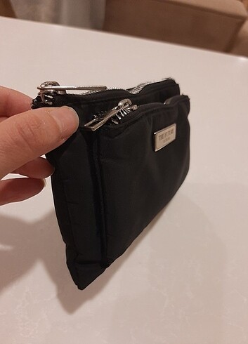 Beden siyah Renk Bozuk para cüzdanı ancak içine kartlar bile sığıyor