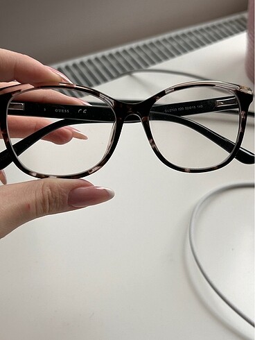 Guess Optik gözlük kemik