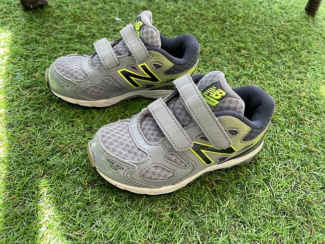 25 Beden New balance çocuk spor ayakkabı