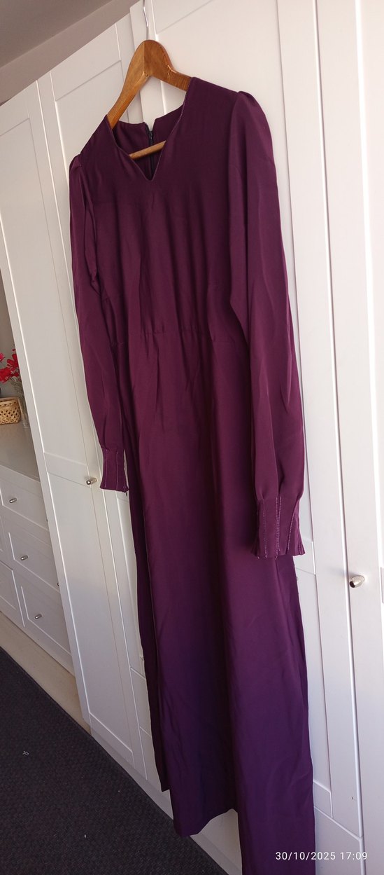 mürdüm Uzun Kollu V Yakalı Kadın Elbise - Görsel 4