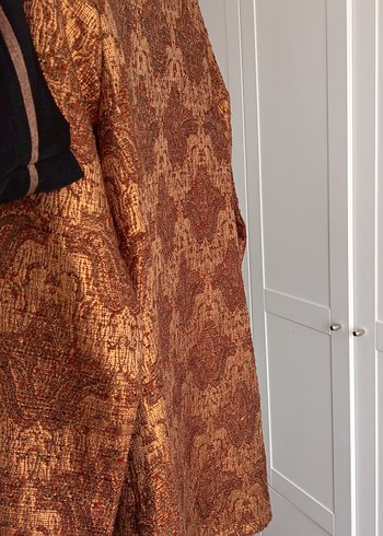 Drapeli Parlak Kahverengi Uzun Kadın Kaban - Görsel 7