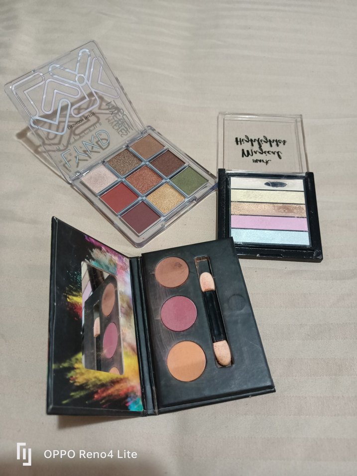 Çok Renkli Koyu Tonlu Göz Farı Paleti - Görsel 2