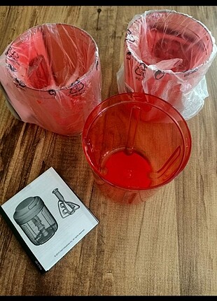 Tupperware hazne