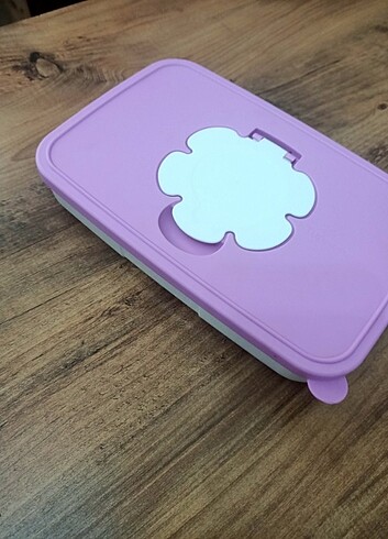 Tupperware Mendil kutusu 