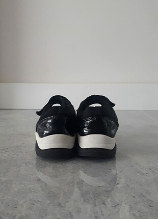31 Beden siyah Renk Çocuk spor ayakkabı 