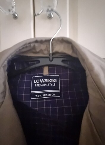 LC Waikiki Erkek cocuk trenckot 