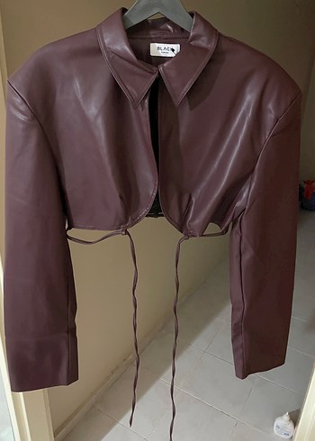 Bordo kısa deri mont - Görsel 7