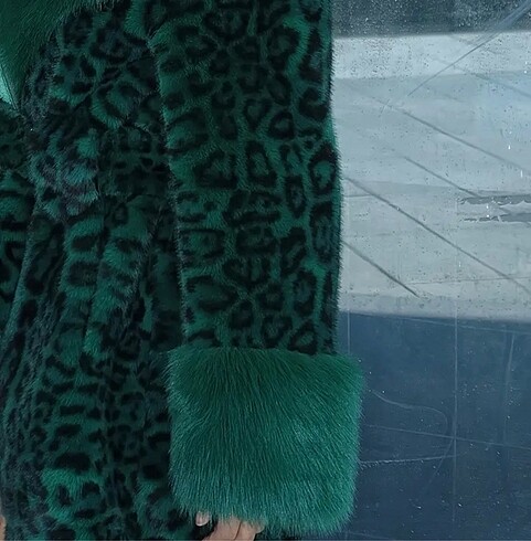 Yeşil leopar kürk - Görsel 5