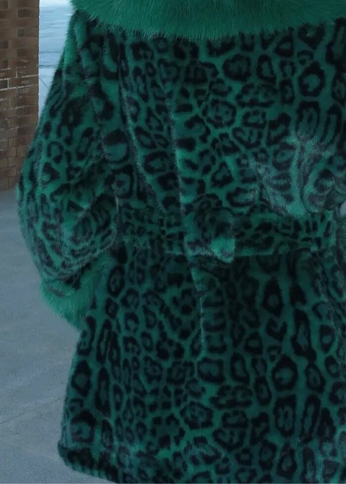 Yeşil leopar kürk - Görsel 4
