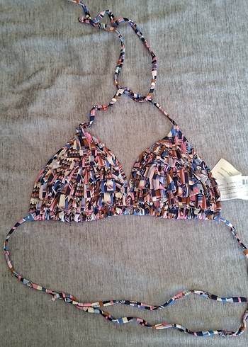 Çok Renkli Bohem Bağlamalı Bikini Üstü