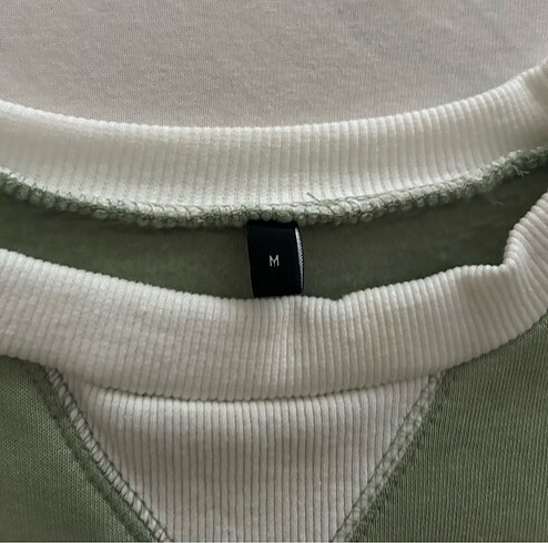 m Beden SWEATSHIRT