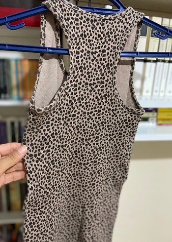 Diğer Leopar Desenli Kolsuz Bluz