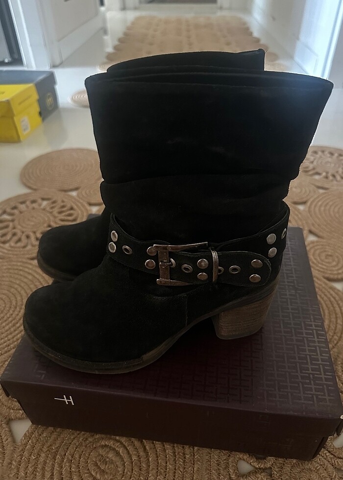 Süet zımbalı bot - Görsel 4