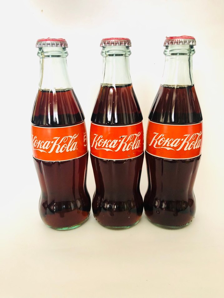 Coca cola 50.yıl hatıra şişeleri - Görsel 3