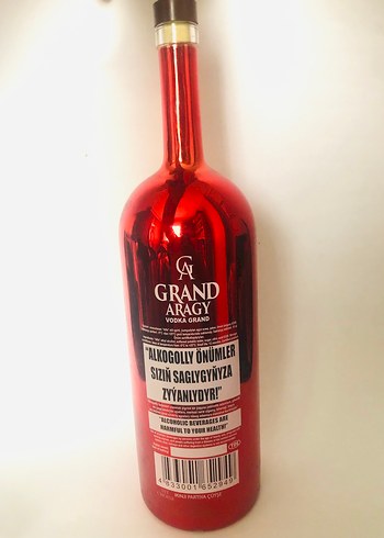 Grand Aragy Vodka Grand şişesi - Görsel 2