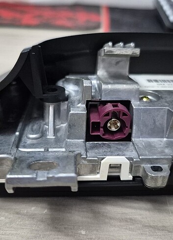 Beden Renk BM9270393040 BMW F20 F21 Monitör LCD Ekran CID L7 MID 6.5