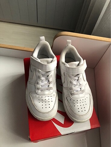 28 Beden Nike spor ayakkabı
