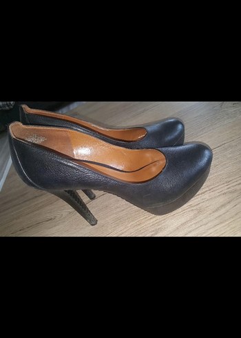 Siyah Deri Tokalı Stiletto Kadın Ayakkabı - Görsel 2