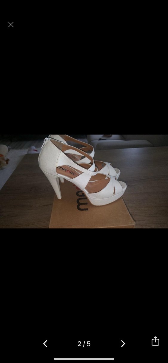 Marjin Beyaz Tokalı İnce Topuklu Kadın Abiye Ayakkabı - Görsel 2
