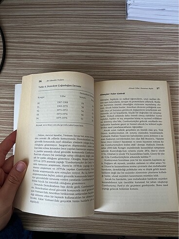  Beden Renk Paul Krugman Bir Liberalin Vicdanı Kitap