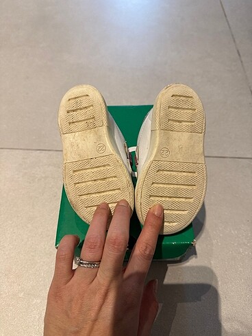 22 Beden beyaz Renk Benetton bebek ayakkabı