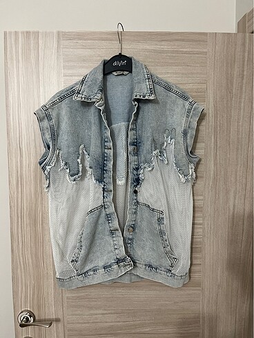 Tasarim denim yelek