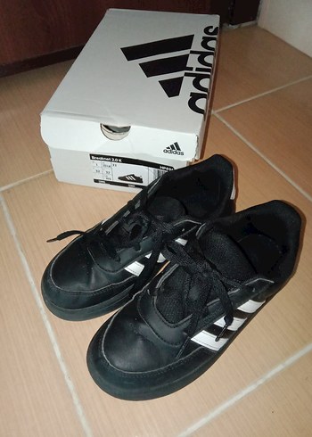 Erkek Çocuk Siyah Adidas Spor Ayakkabı