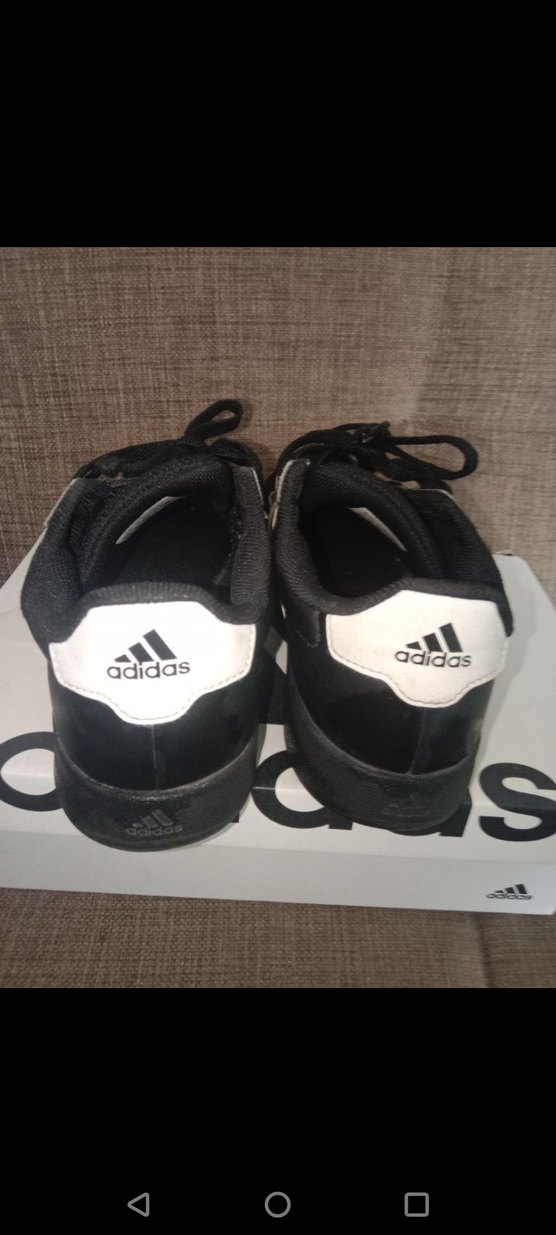 32 no Adidas  Spor Ayakkabı - Görsel 3