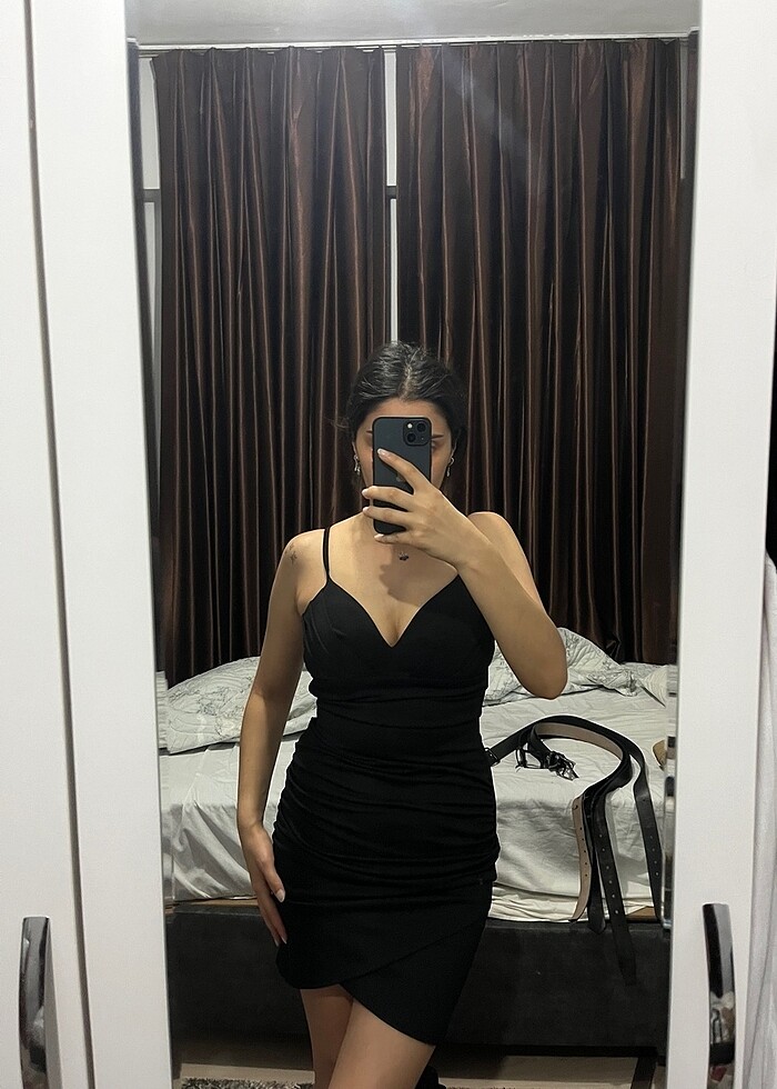 Siyah elbise - Görsel 3