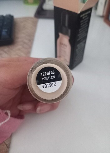 Beden Renk NYX Su Bazlı Fondoten