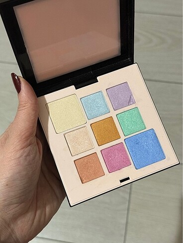 Pastel far paleti