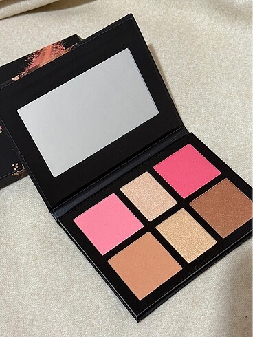 Avon allık paleti