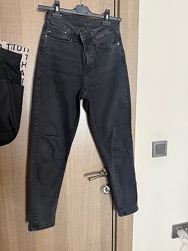 Mavi siyah jean
