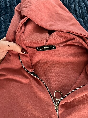 l Beden Kapüşonlu sweat