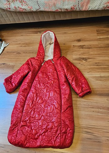 Kız Bebek Kırmızı Kapüşonlu Astronot Tulum - Görsel 3