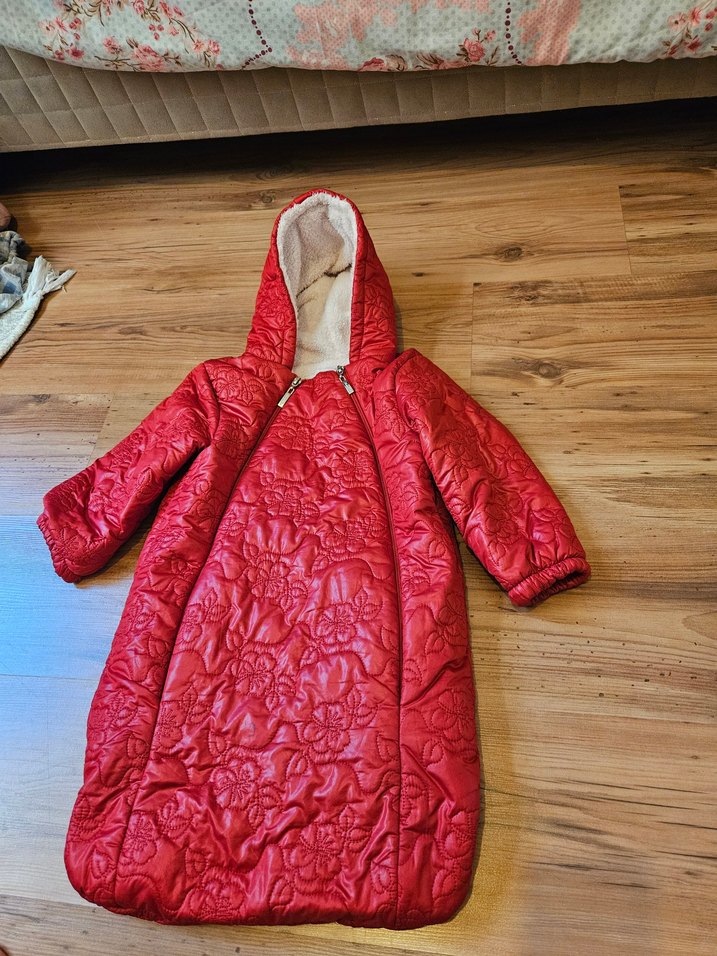 Kız Bebek Kırmızı Kapüşonlu Astronot Tulum - Görsel 3