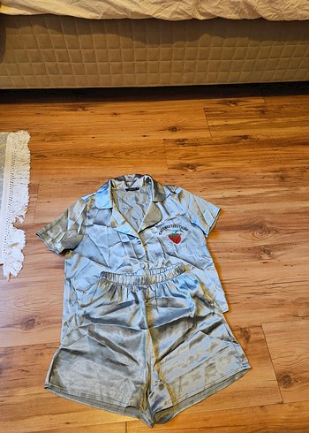 Kısa Kollu Mini Kadın Pijama Takımı - Görsel 4