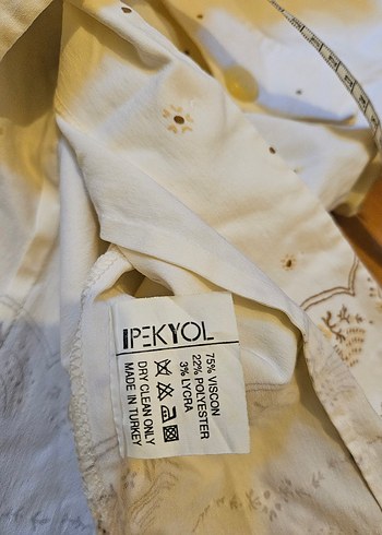 Nakışlı Beyaz Bohem Düğmeli Yelek - Görsel 2