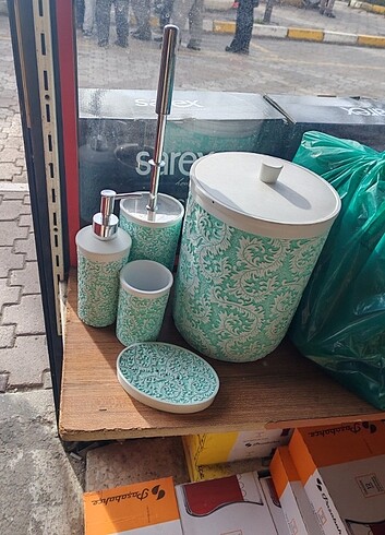 Banyo seti seramık