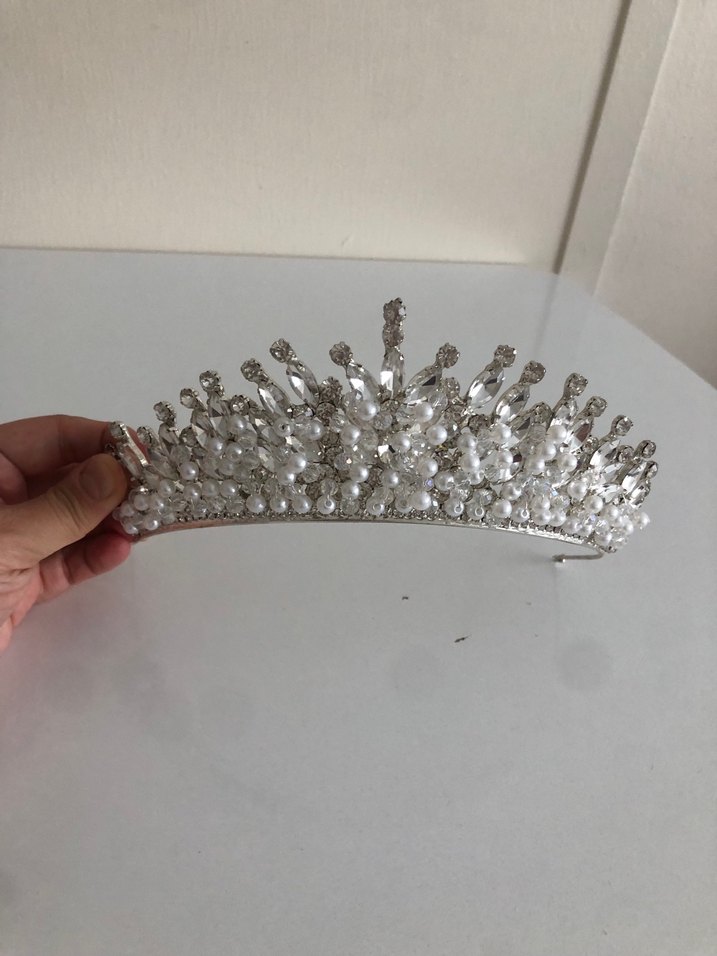İnci ve Taşlı Parlak Gelin Tacı - Görsel 2