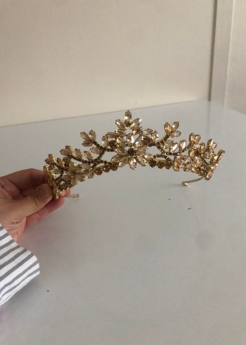 Altın Renkli Parlak Taşlı Düğün Tacı - Görsel 3